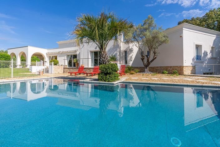 Image No.3-5 Bed House for sale