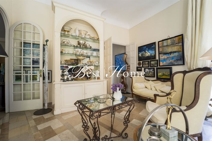 Image No.8-4 Bed Apartment for sale