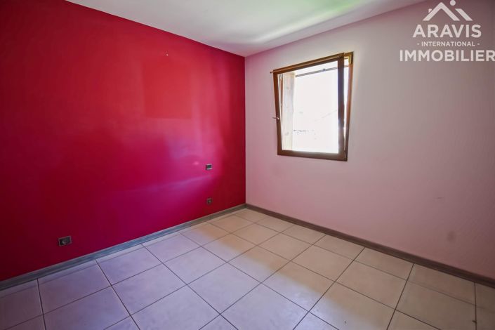 Image No.6-1 Bed House for sale