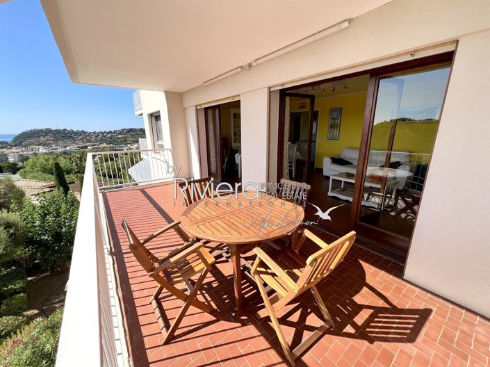 Image No.20-2 Bed Apartment for sale