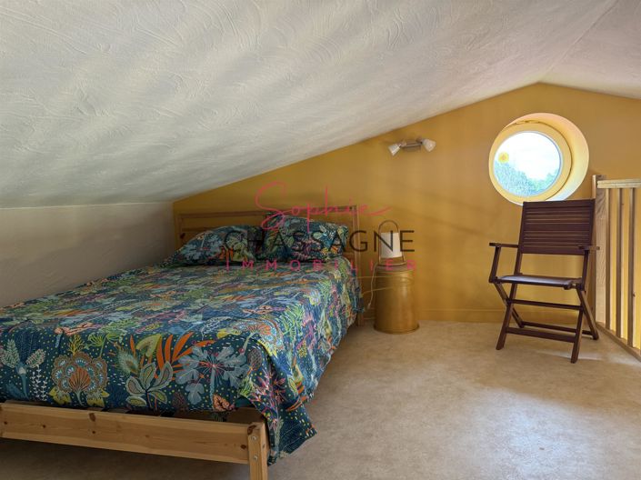 Image No.20-4 Bed House for sale