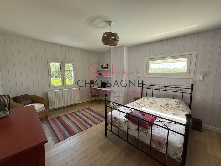 Image No.24-4 Bed House for sale