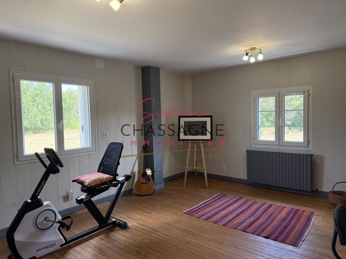 Image No.26-4 Bed House for sale