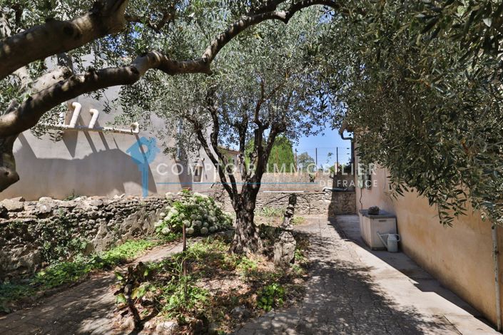 Image No.16-3 Bed House for sale