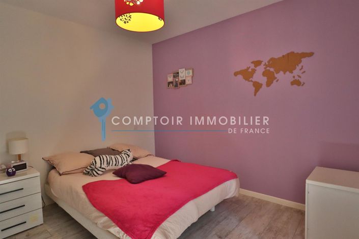 Image No.21-3 Bed House for sale