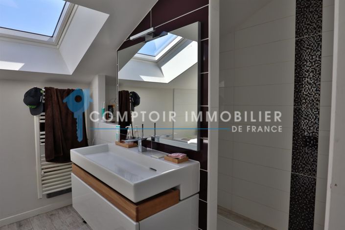 Image No.23-3 Bed House for sale