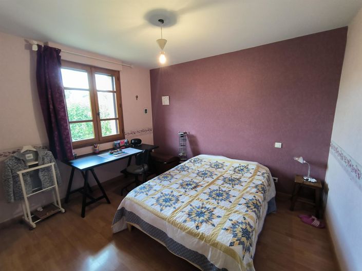 Image No.10-4 Bed House for sale