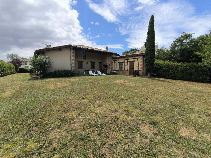 Image No.2-4 Bed House for sale