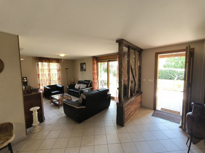 Image No.6-4 Bed House for sale