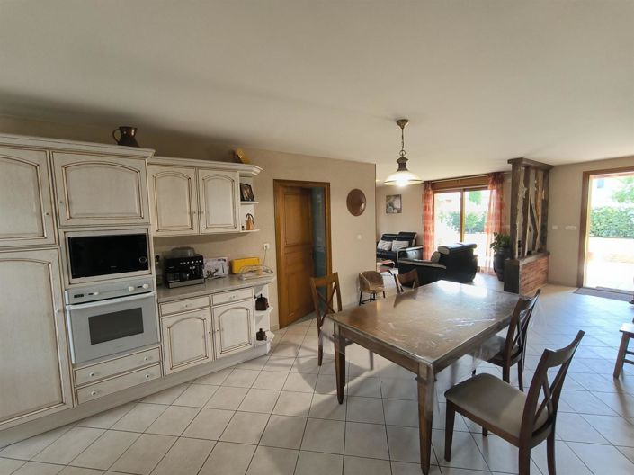 Image No.7-4 Bed House for sale