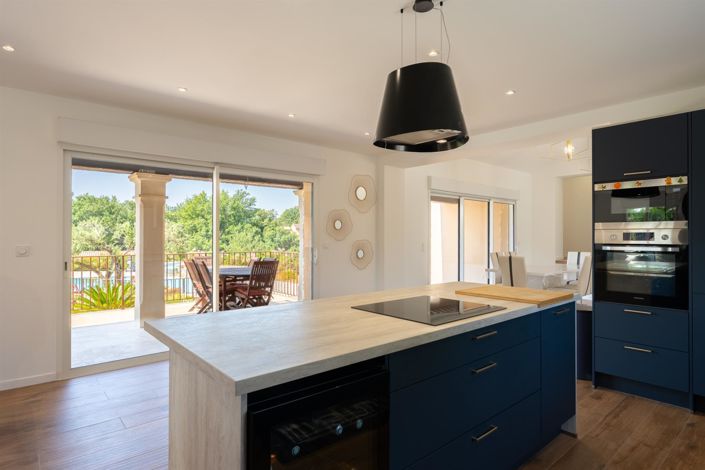 Image No.13-5 Bed House for sale