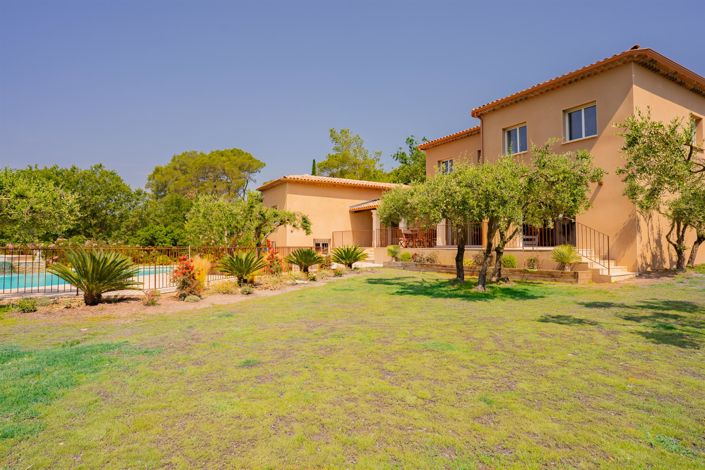 Image No.34-5 Bed House for sale