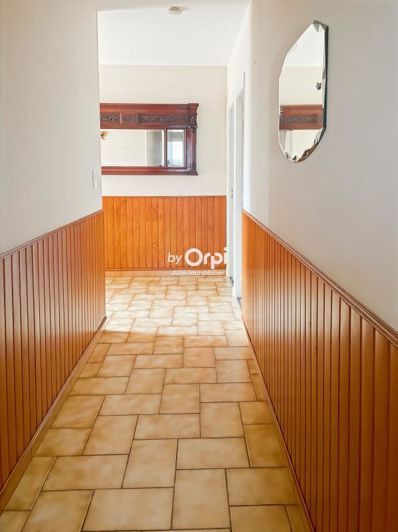 Image No.10-2 Bed House for sale