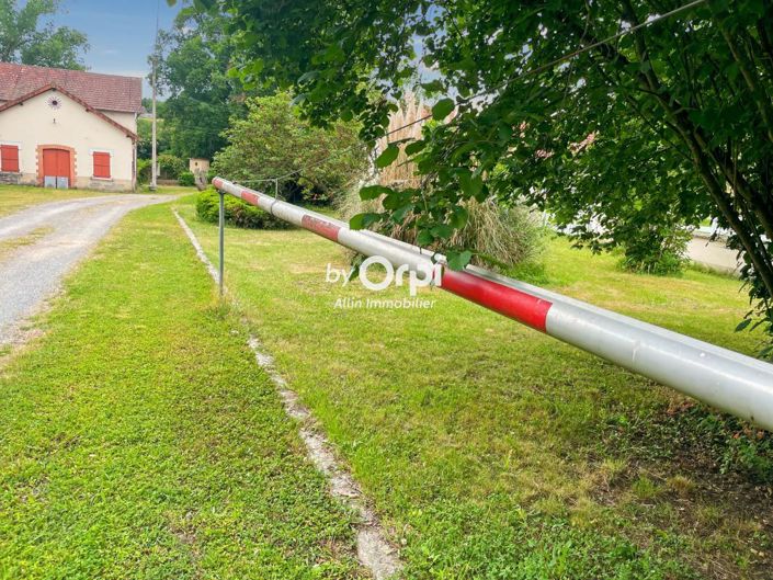 Image No.17-2 Bed House for sale