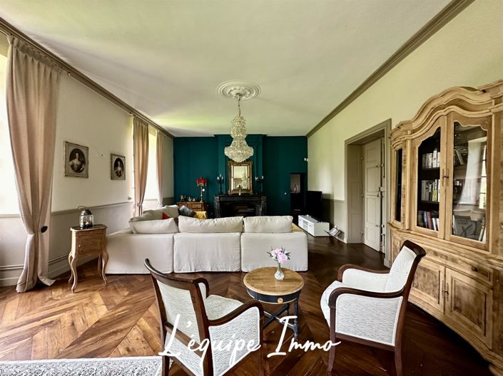 Image No.5-Propriété de 6 chambres à vendre à L'Isle-Jourdain