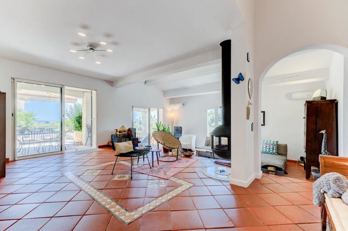 Image No.13-4 Bed House for sale