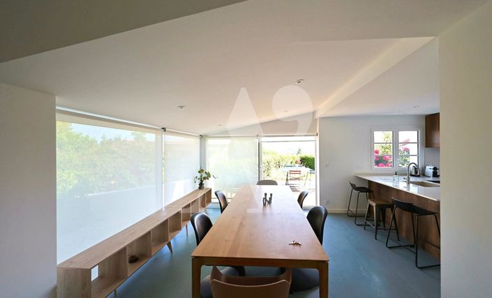 Image No.9-3 Bed Apartment for sale