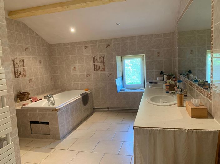 Image No.14-3 Bed House for sale