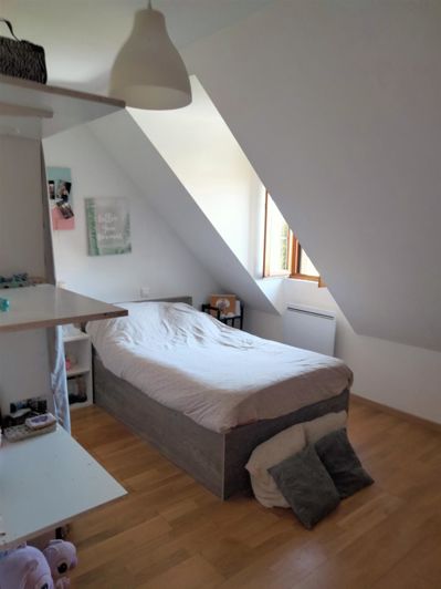 Image No.20-5 Bed House for sale