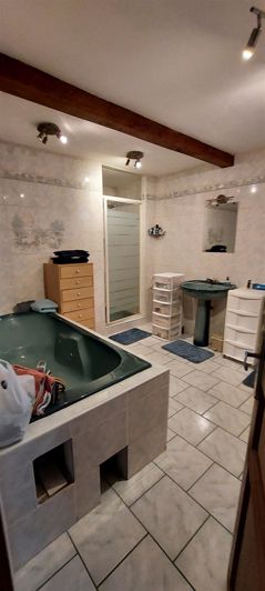 Image No.7-1 Bed House for sale