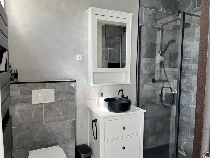 Image No.6-4 Bed House for sale