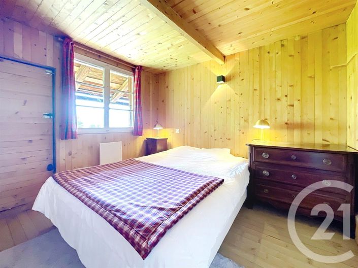 Image No.18-5 Bed House for sale