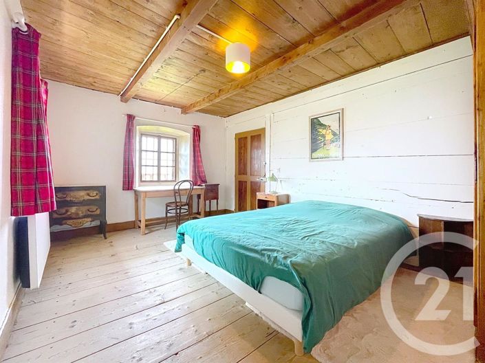 Image No.21-5 Bed House for sale