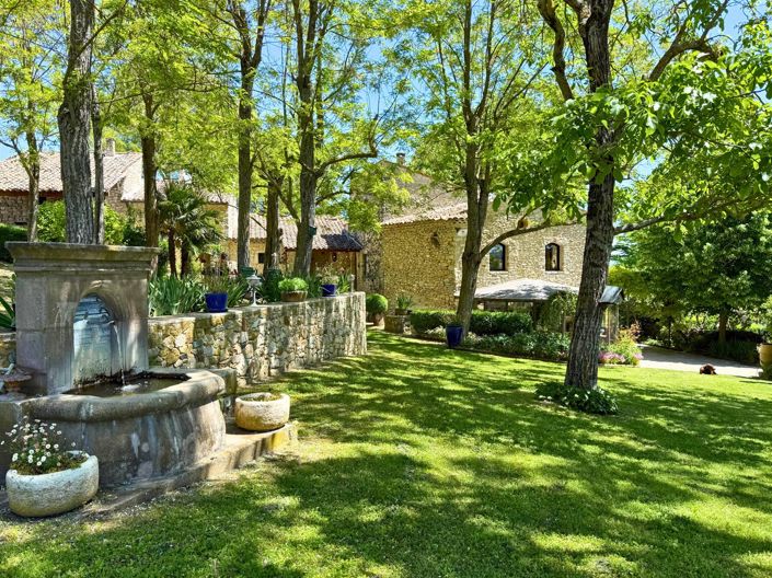 Image No.1-5 Bed House for sale