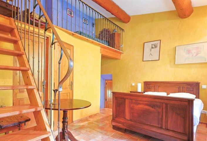 Image No.13-5 Bed House for sale