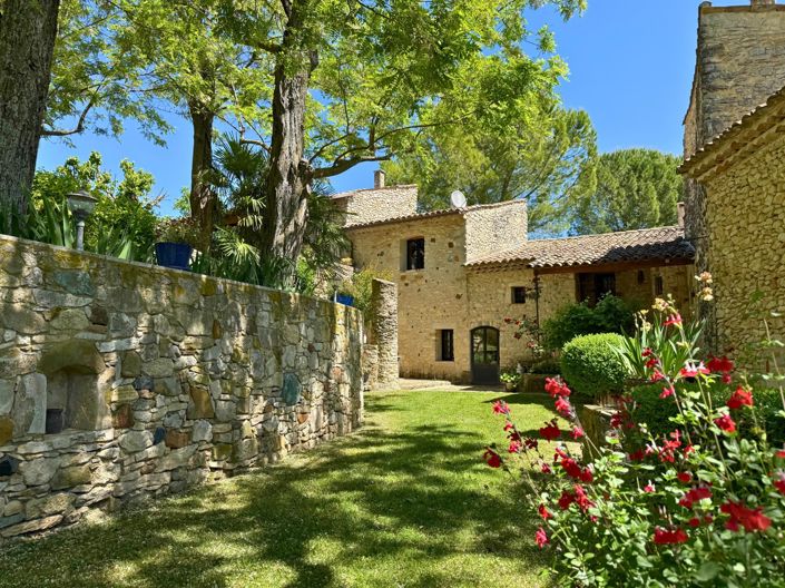 Image No.3-5 Bed House for sale