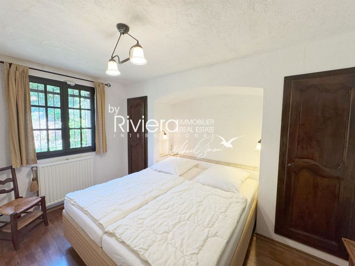 Image No.21-7 Bed House for sale