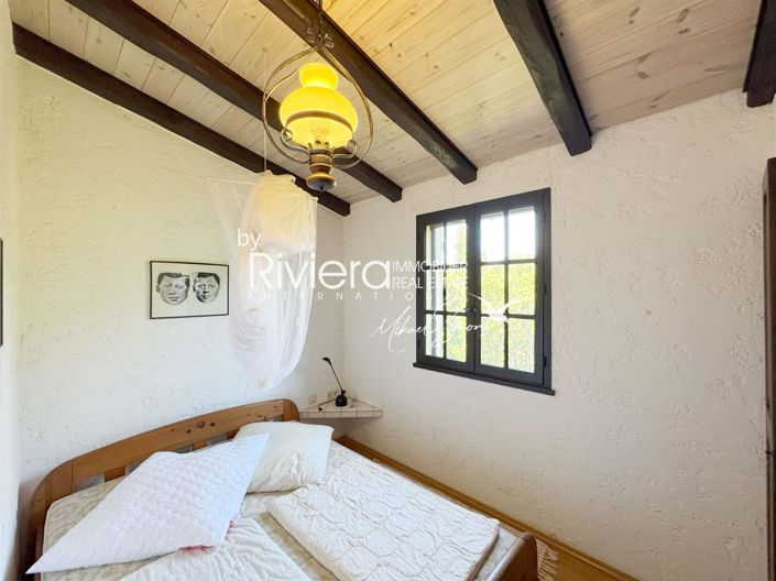 Image No.25-7 Bed House for sale