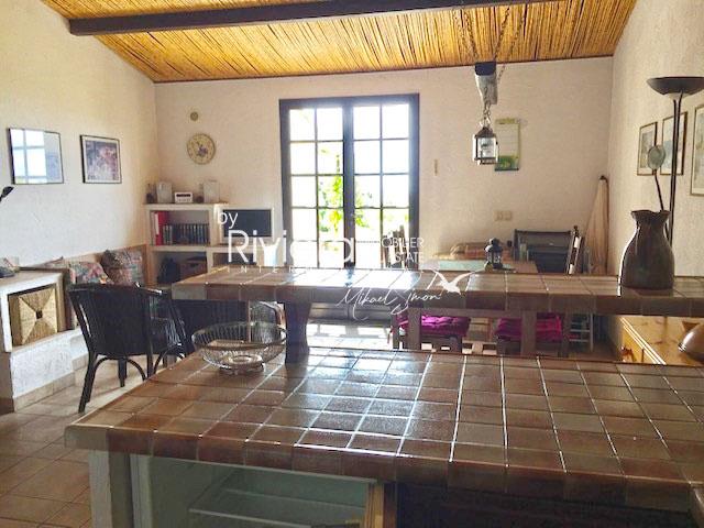 Image No.31-7 Bed House for sale