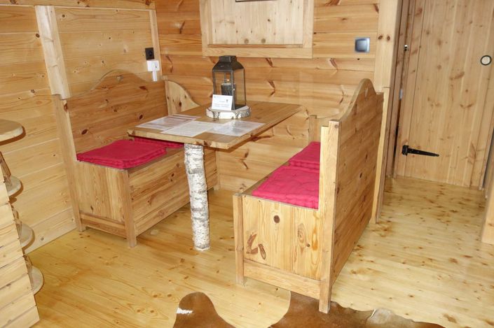 Image No.18-6 Bed House for sale