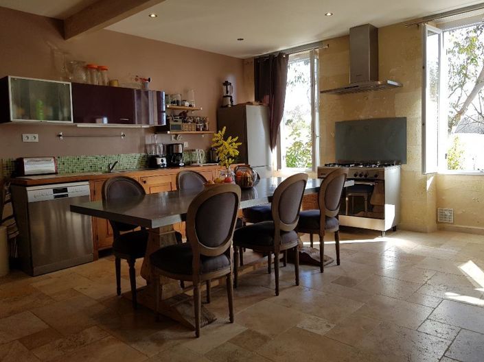 Image No.9-6 Bed House for sale