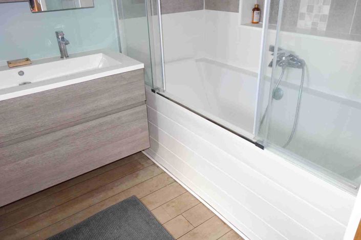 Image No.19-5 Bed House for sale