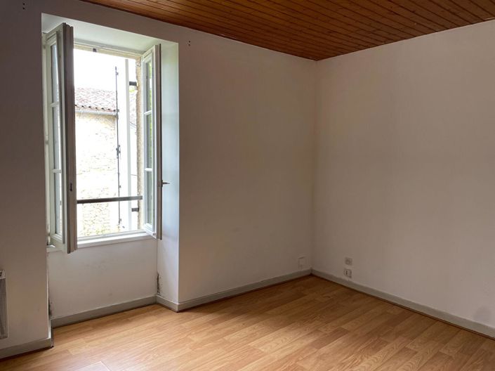 Image No.13-4 Bed House for sale