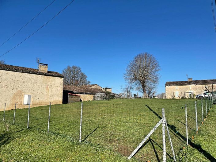 Image No.2-4 Bed House for sale