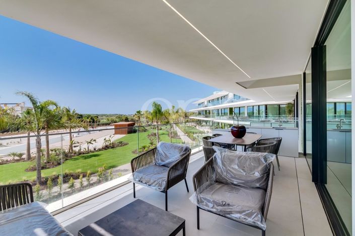 Image No.17-2 Bed House for sale