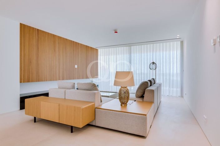 Image No.24-2 Bed House for sale