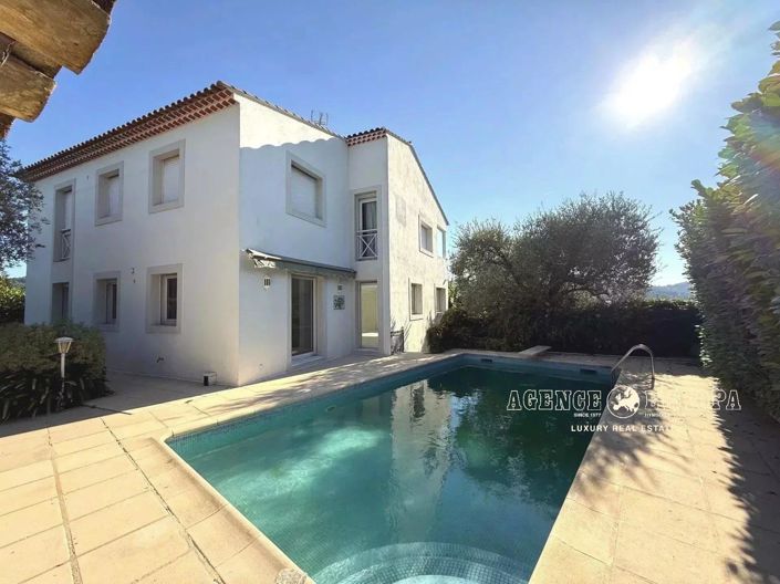 Image No.1-4 Bed House for sale