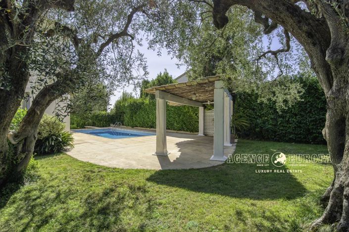 Image No.4-Maison de 4 chambres à vendre à Le Cannet