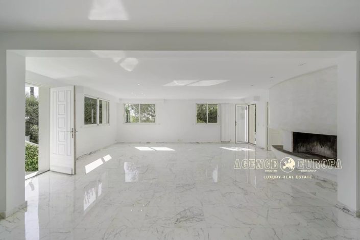 Image No.5-Maison de 4 chambres à vendre à Le Cannet