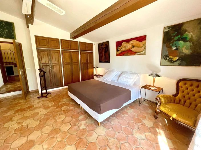 Image No.13-4 Bed House for sale