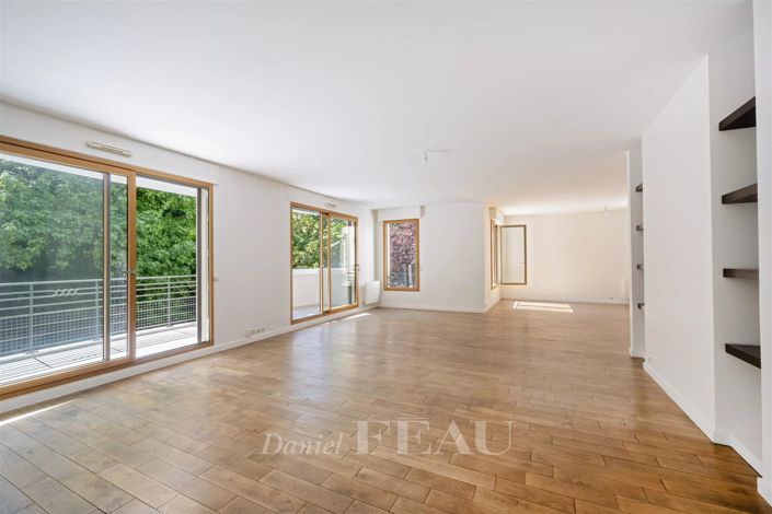 Image No.2-3 Bed Apartment for sale