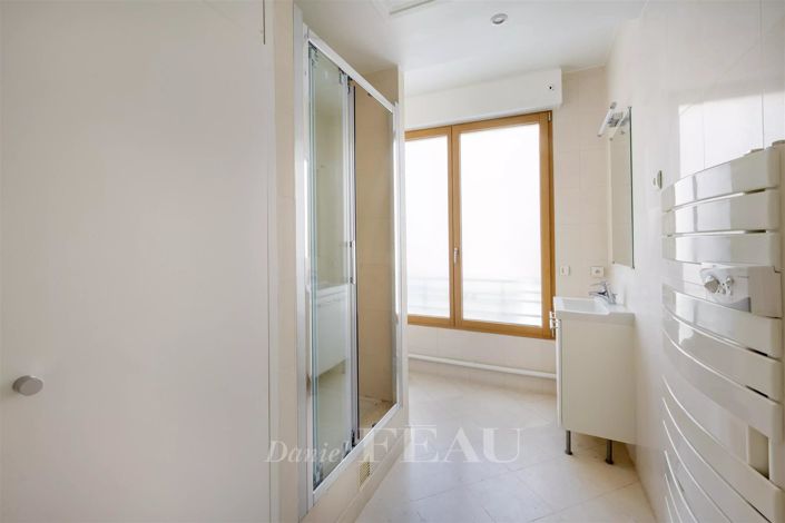 Image No.7-3 Bed Apartment for sale