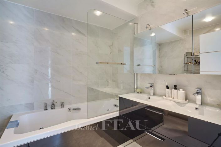 Image No.14-3 Bed Apartment for sale