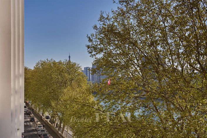 Image No.22-3 Bed Apartment for sale