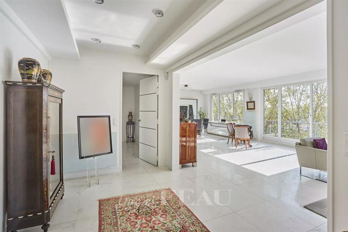 Image No.8-3 Bed Apartment for sale