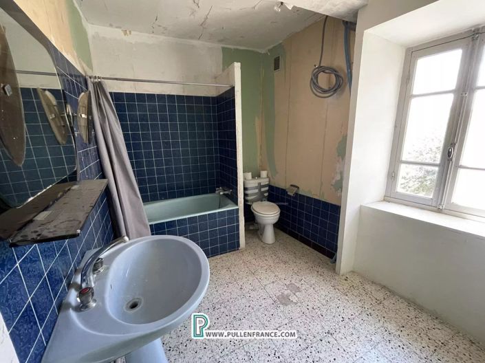 Image No.11-House for sale